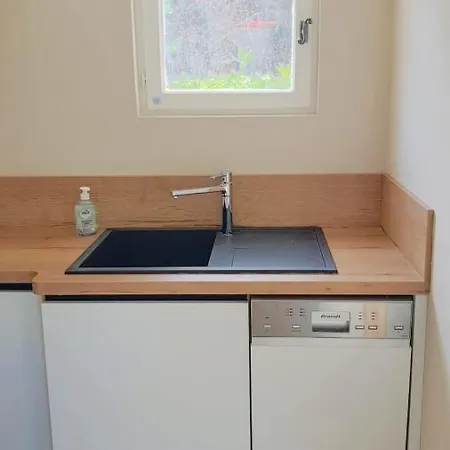 Apartmán Holiday For 6 With Garden Saint-Raphaël