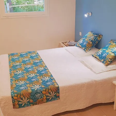 Holiday For 6 With Garden * Сен-Рафаэль